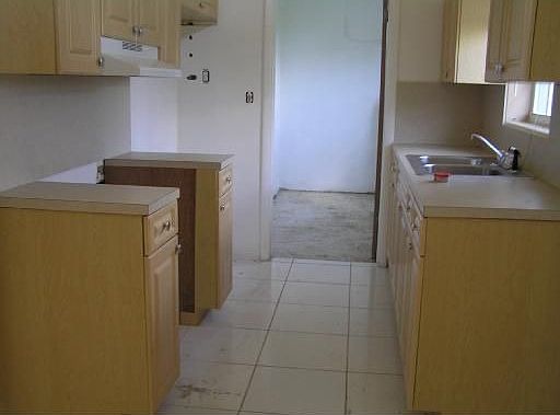 4th image of 881 NW 177th Ter