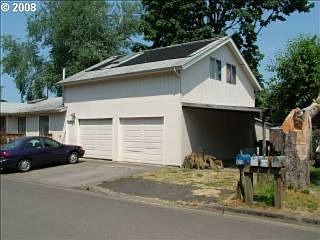 2nd image of 853 26th St