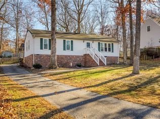 8282 Fieldshire Dr, Mechanicsville, VA 23111