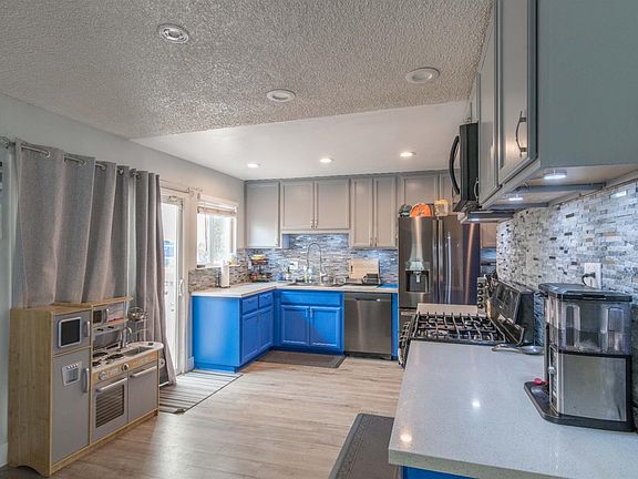 5th image of 7644 Billings Way
