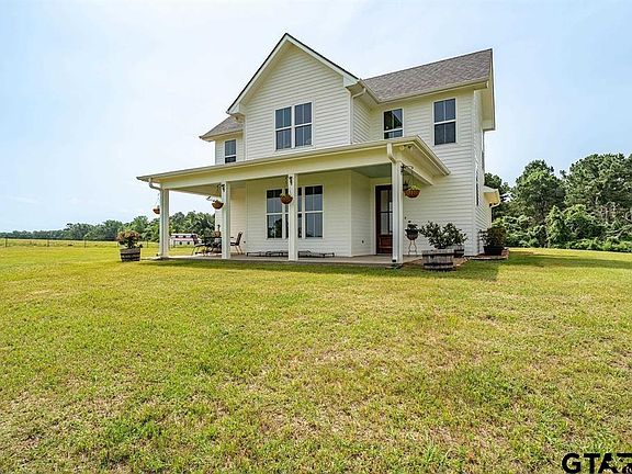 2nd image of 9567 County Road 4221