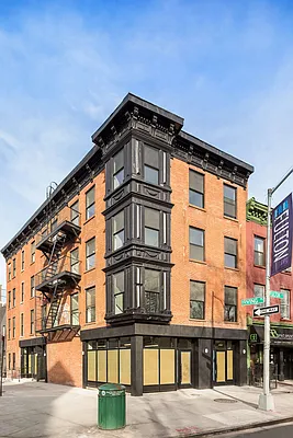 Rented by Compass | media 14