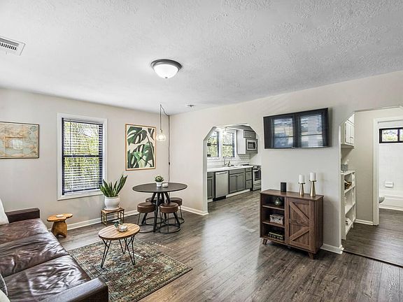 3rd image of 2235 Sibley Road