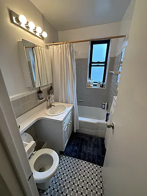 Rented by First Urban Management | media 4