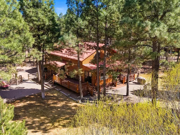 2722 Covered Wagon Trl, Overgaard, AZ 85933