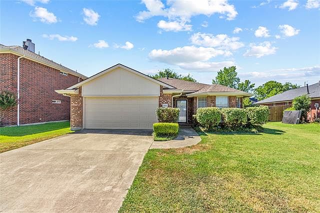 1st image of 308 Harvest Bend Dr