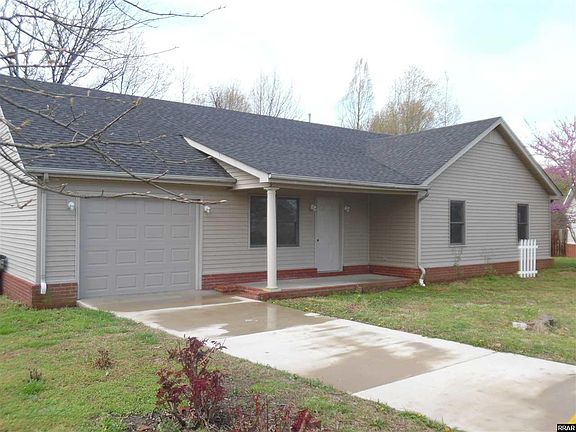 4th image of 800 Mosswood Dr