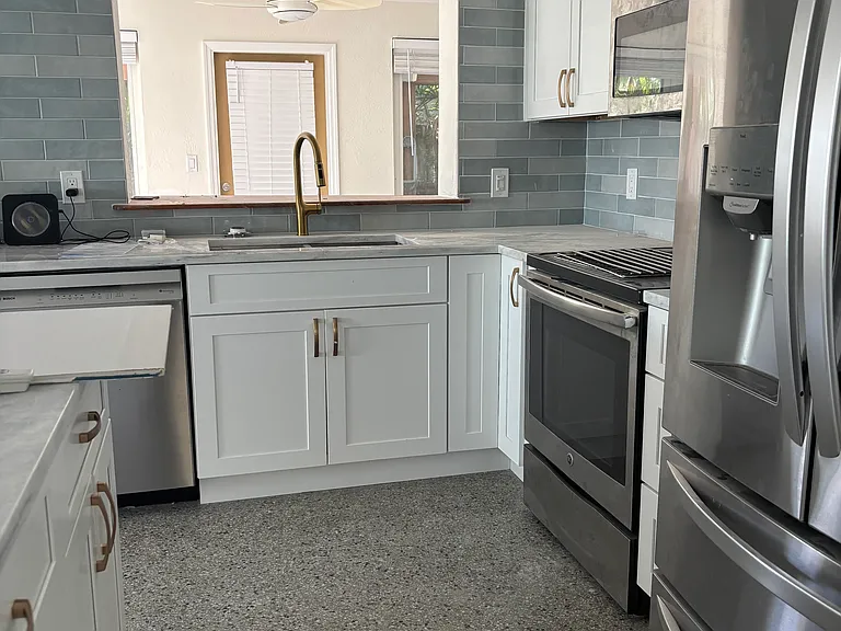 3114 W Debazan Ave — Photo 15