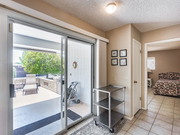 9739 W Desert Hills Dr — Photo 13
