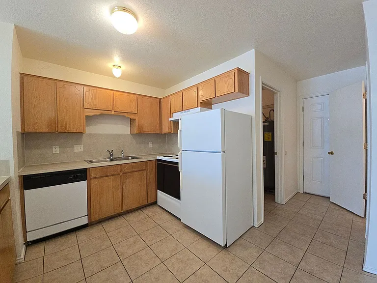 4507 Mattie Dr #C — Photo 4