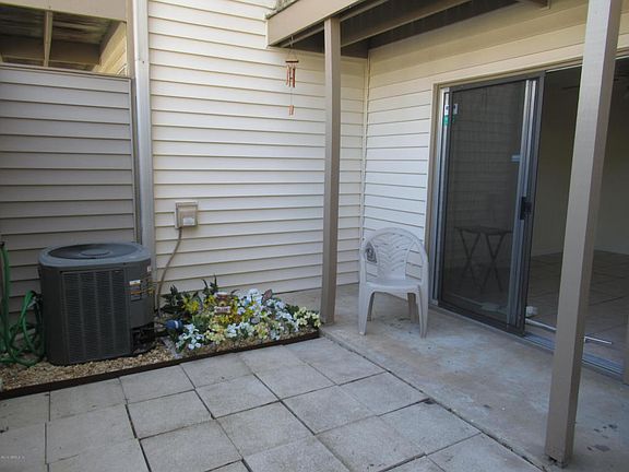 2nd image of 2300 12 Oaks Dr #F2