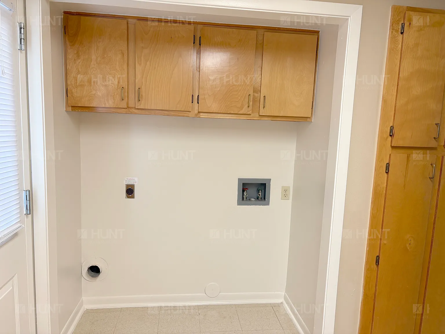 3 bed, 1602 sqft, $2,526 — Photo 3