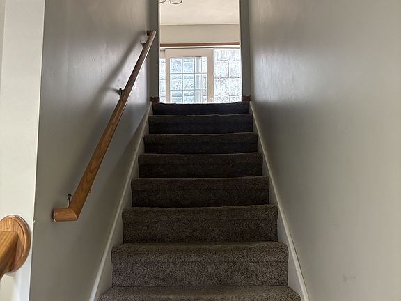 4th image of 842 Quadrilla St