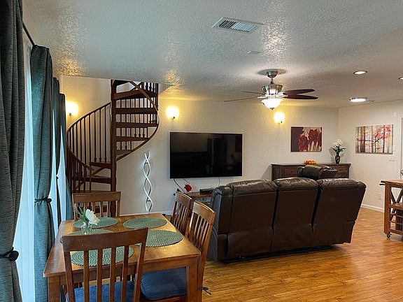 3rd image of 13276 Midbluff Ave #2