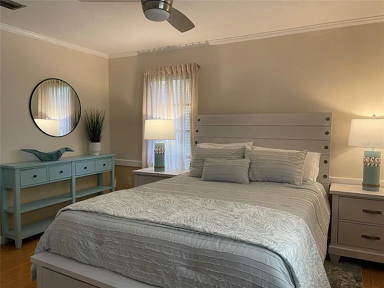 421 Waterside Ln — Photo 35