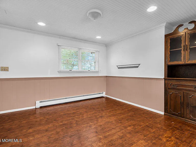 918 Charles Dr — Photo 19