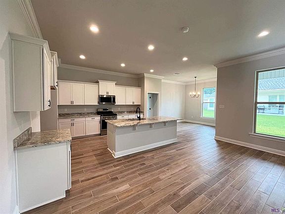 4th image of 42258 Blue Bay Dr