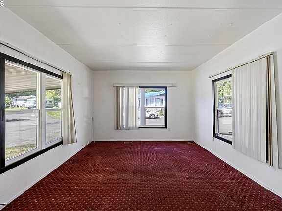 4th image of 101 Athena Ln