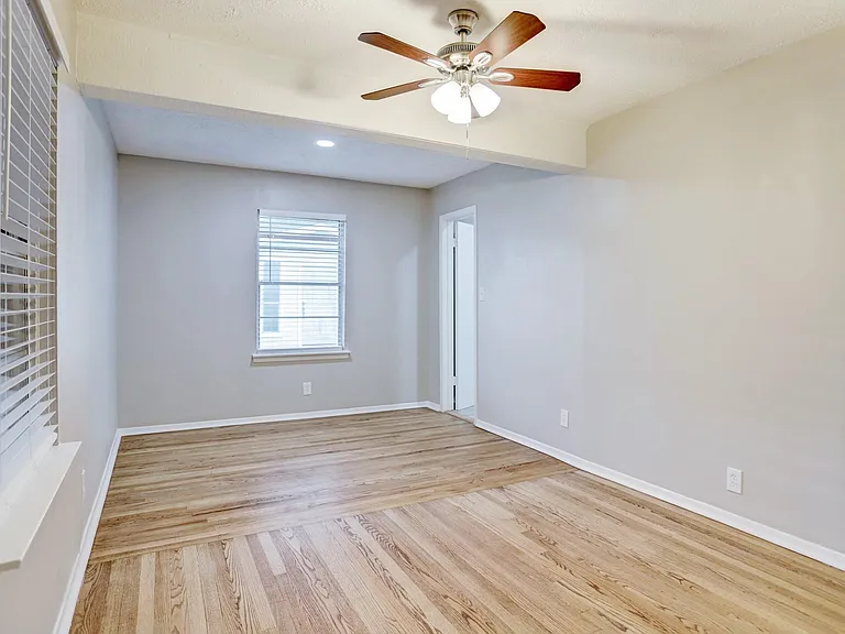 5814 Anaqua Dr — Photo 10