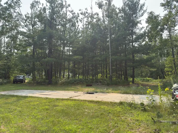 2723 Dorothy Dr, Gaylord, MI 49735