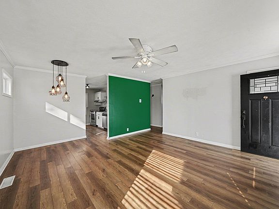 3rd image of 1243 Browne Ln