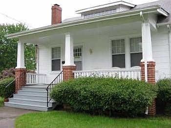 1st image of 2511 Williams St