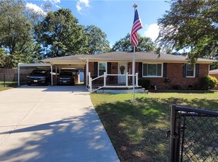 5219 Redwood Dr, Fayetteville, NC 28304