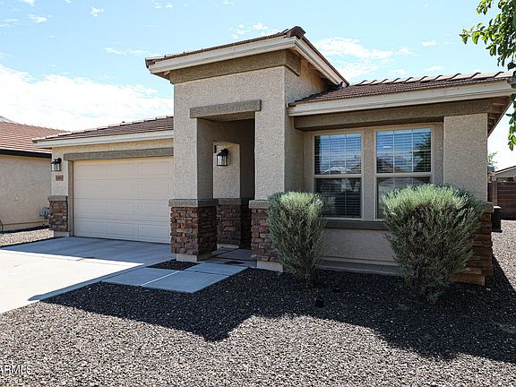 2nd image of 1069 E DANIELLA Drive