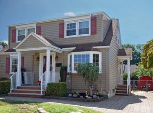 416 Edgeworth St, Middlesex, NJ 08846