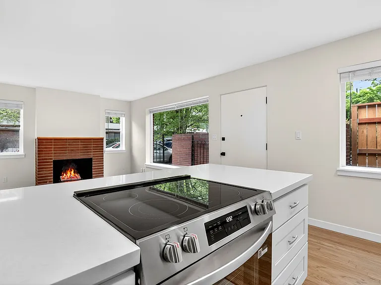 2233 NW Flanders St, Portland, OR, 97210 — Photo 57