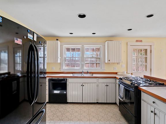 5th image of 109 Litchfield Rd