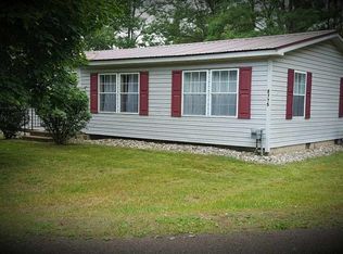 2775 S Meridian Rd, Jackson, MI 49203