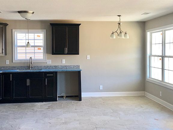 4th image of 24 Ridgeland Ests Lot 24