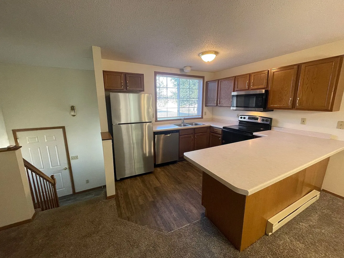 3 Bed Townhome in South Fargo — Photo 3