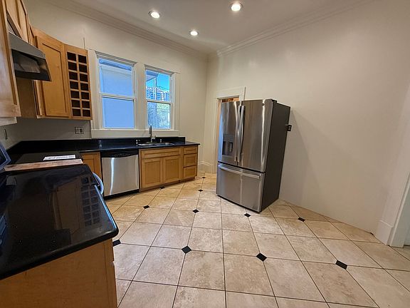 5th image of 612 15th St