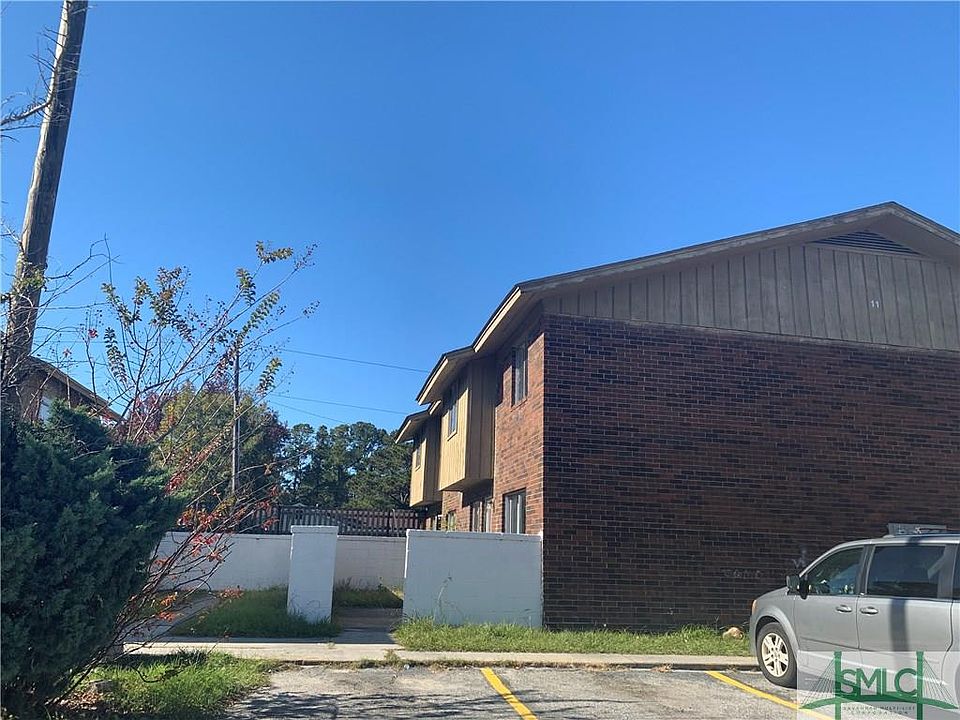 2nd image of 100 Lewis Dr #13D