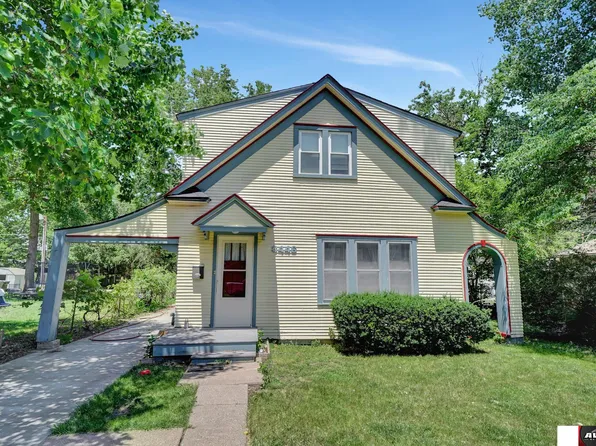 3446 S St, Lincoln, NE 68503