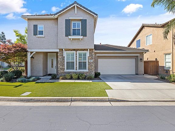 3rd image of 4917 W Pianosa Avenue