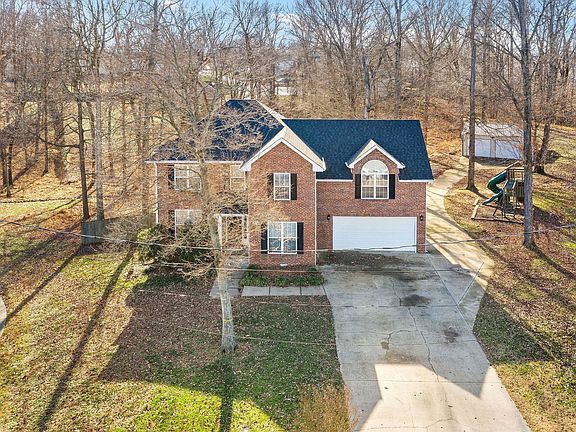 4th image of 1615 Barrywood Cir W