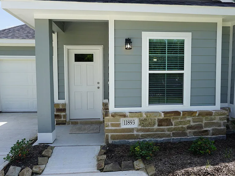 11872 E Gate Dr — Photo 2