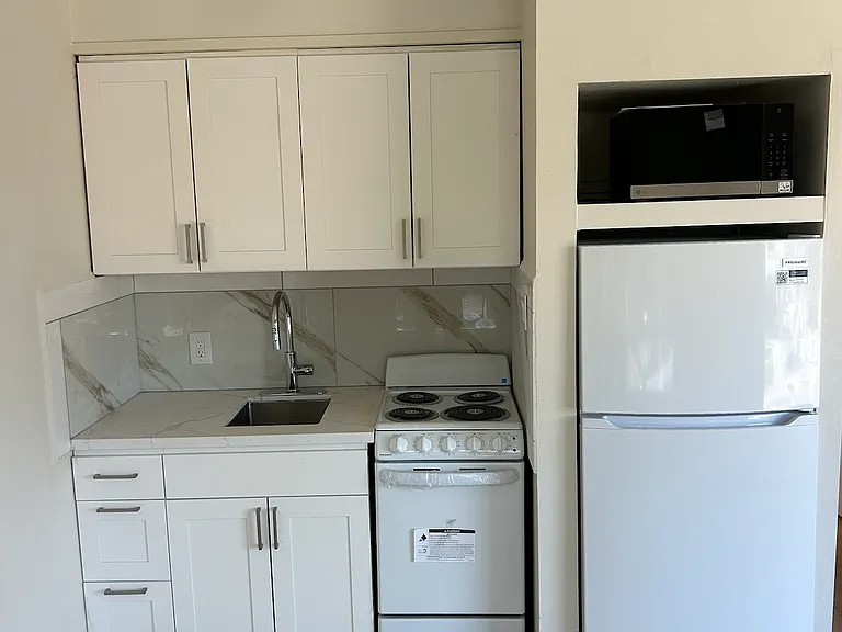 3001 San Bruno Ave #3 — Photo 4