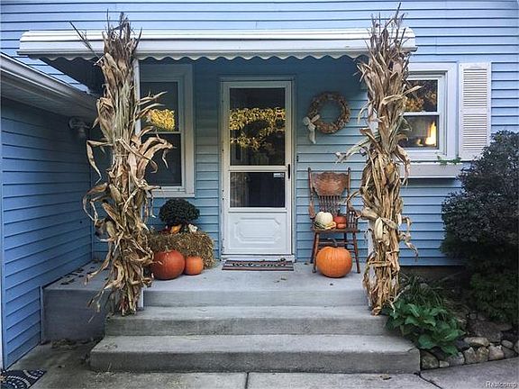 5th image of 2841 Barkman Dr