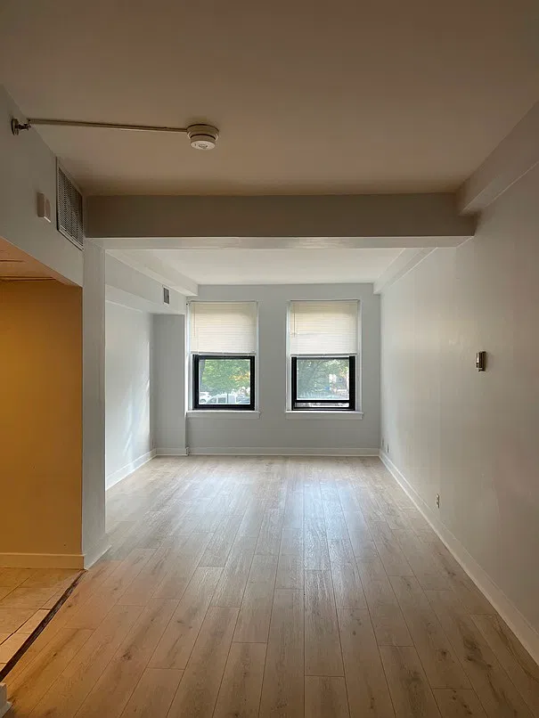 480 Commonwealth Ave — Photo 2