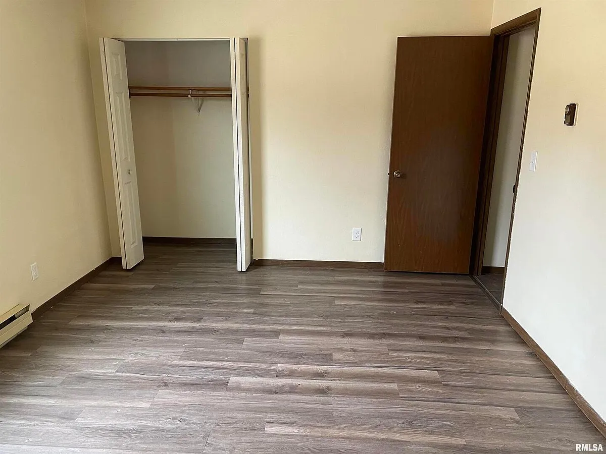 Valley Heights Apartments — Photo 4