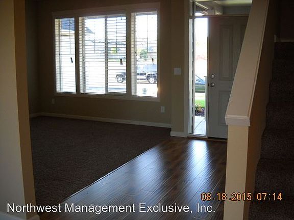 4th image of 12724 NE 53rd St
