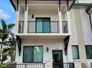 8118 NW 42nd St, Doral, FL 33166