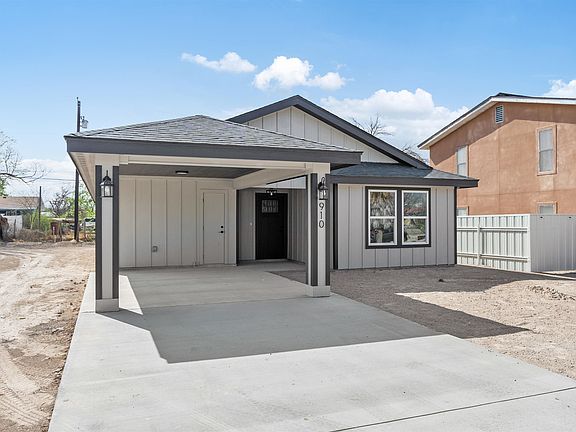 2nd image of 910 Burnett St