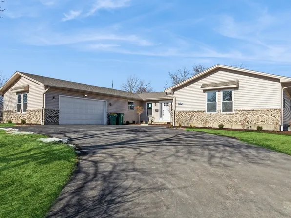 24604 W Miller Rd, Barrington, IL 60010