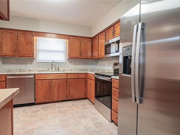 3rd image of 3516 Tudor Dr