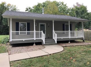 4228 E Lake Dr, Granite City, IL
